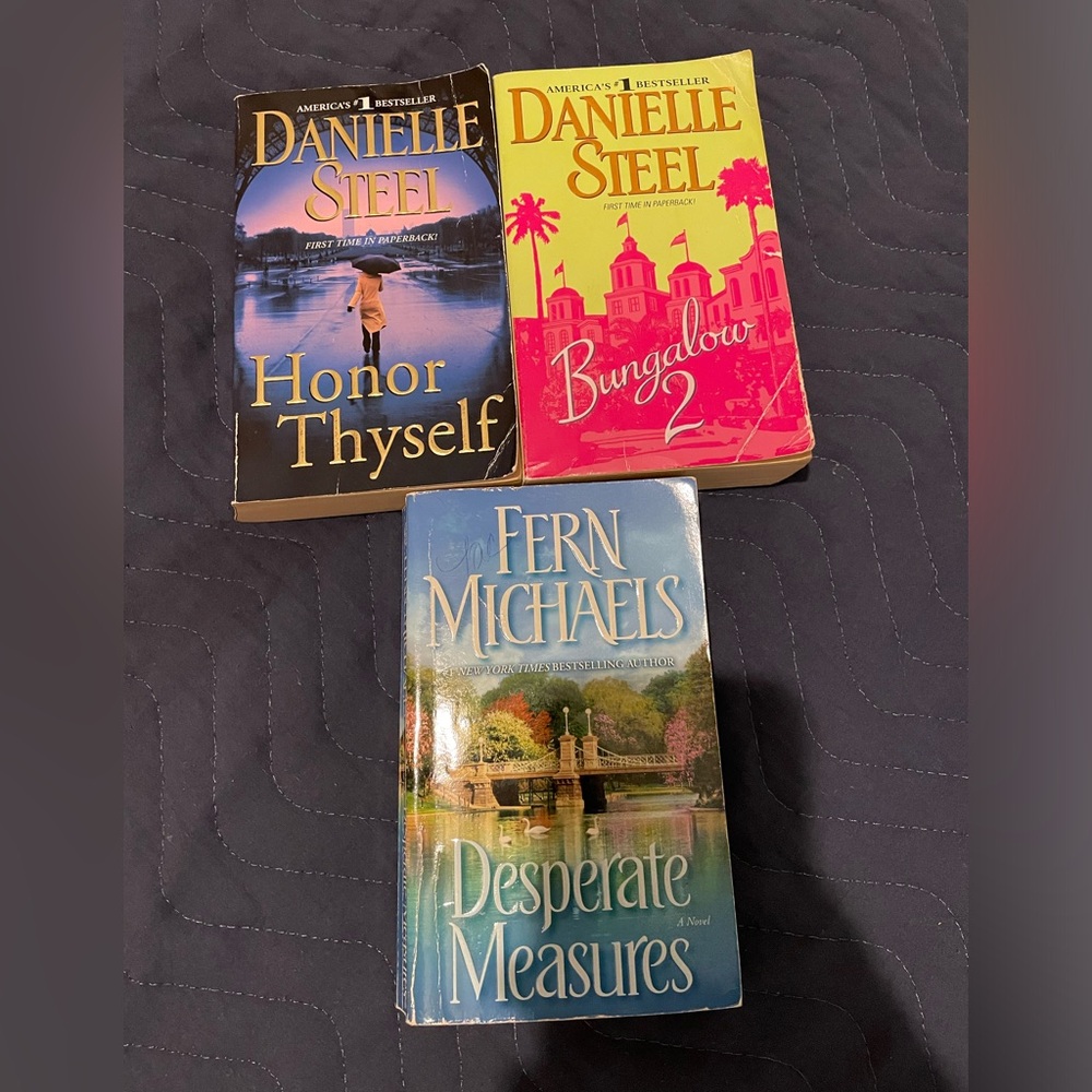 3 Paper back Books. 2 Danielle Steel & 1 Fern Michaels.